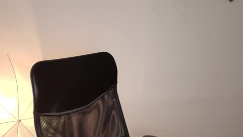 UYUKIE online show from October 2025 11:38:02 AM