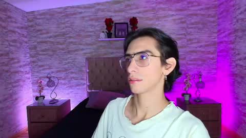 UYUKIE online show from April 2026 01:53:01 AM
