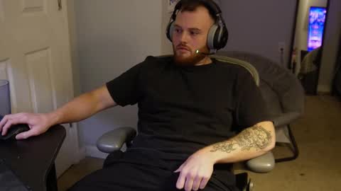 v_for_veng online show from September 2025 04:06:02 AM