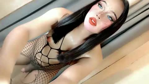 Snapshot of vae_sha chatting on September 2025 02:11:02 AM JESS - DONT FORGET TO FOLLOW ME AND GIVE ME THUMBS UP online show from September 2025 02:11:02 AM