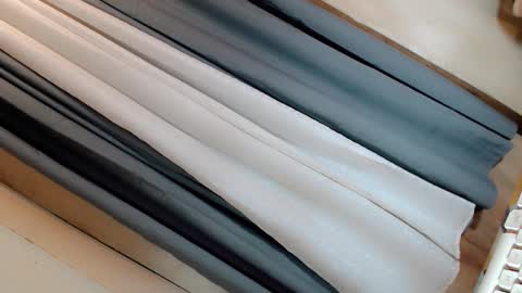 Snapshot of vae_sha chatting on September 2025 01:27:01 PM JESS - DONT FORGET TO FOLLOW ME AND GIVE ME THUMBS UP online show from September 2025 01:27:01 PM