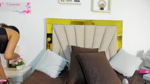 vahioleth  online show from October 2025 03:09:02 AM