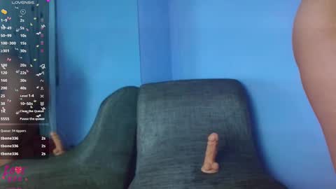 Snapshot of vahiolet_smith chatting on December 2024 09:26:02 PM Vahiolet smith online show from December 2024 09:26:02 PM