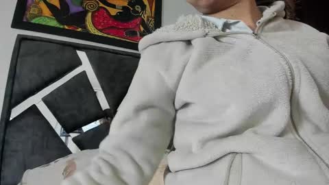 Snapshot of vahiolet_smith chatting on October 2025 03:14:02 AM Vahiolet smith online show from October 2025 03:14:02 AM