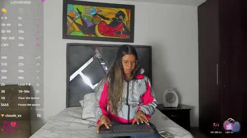 Snapshot of vahiolet_smith chatting on October 2025 03:34:01 AM Vahiolet smith online show from October 2025 03:34:01 AM