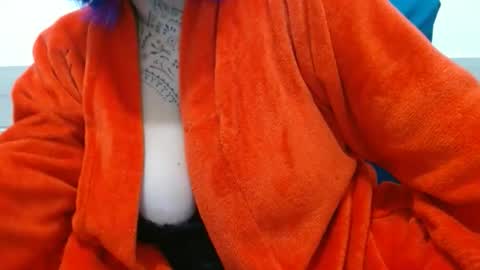 Vah Oliver online show from November 2025 02:34:02 AM