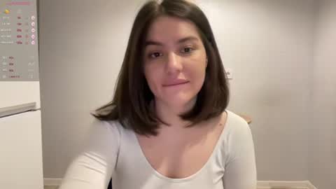 Snapshot of vaiee chatting on March 2026 08:37:02 PM Valery online show from March 2026 08:37:02 PM