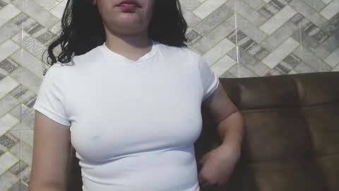 Vainilla online show from November 2025 01:05:01 AM