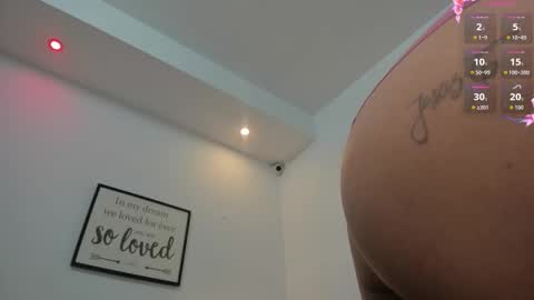 vainilla_heart online show from October 2025 07:31:02 AM