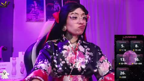 Vainilla Independent model online show from March 2025 10:30:02 PM