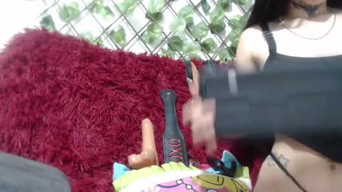 vaiolet online show from October 2025 05:11:02 AM