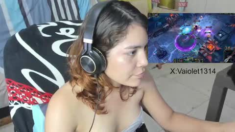 Vaiolet1314 online show from January 2025 09:51:02 AM