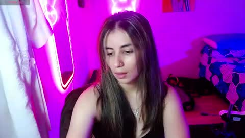 Snapshot of val_angelll chatting on July 2026 12:35:01 AM valentina online show from July 2026 12:35:01 AM
