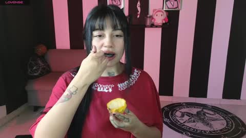 first of all... who are u online show from December 2024 09:36:02 AM