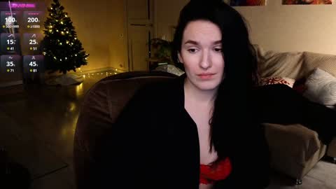 Val online show from December 2024 07:10:01 PM