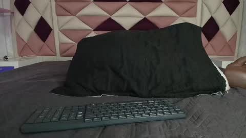 Valentina online show from September 2025 07:14:02 PM