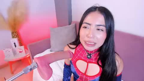 Snapshot of valecute_ chatting on June 2026 08:20:02 PM Vale online show from June 2026 08:20:02 PM