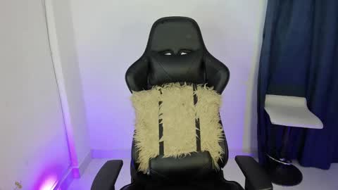 valentina online show from February 2025 05:07:02 PM