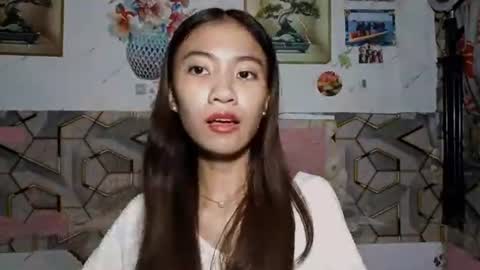 Snapshot of valenciasumney chatting on June 2026 03:00:01 PM Camille online show from June 2026 03:00:01 PM