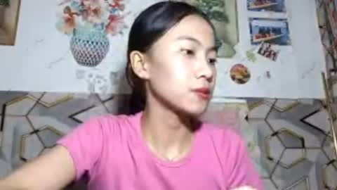 Snapshot of valenciasumney chatting on July 2026 03:16:01 PM Camille online show from July 2026 03:16:01 PM