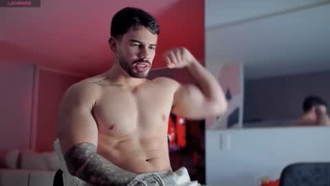 valenthinoking online show from December 2025 05:23:01 AM