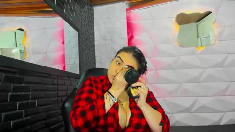 Snapshot of valentina_coba11 chatting on December 2024 07:54:01 PM Valentina online show from December 2024 07:54:01 PM