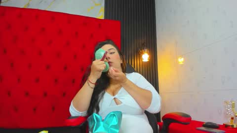 Snapshot of valentina_coba11 chatting on February 2026 07:45:01 PM Valentina online show from February 2026 07:45:01 PM