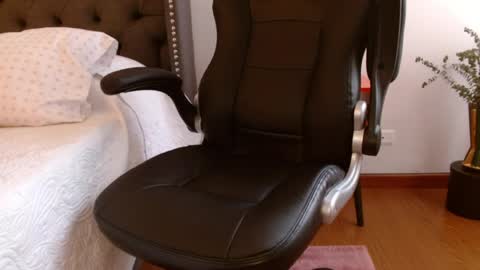 Valen Ferrer online show from April 2026 08:02:02 PM