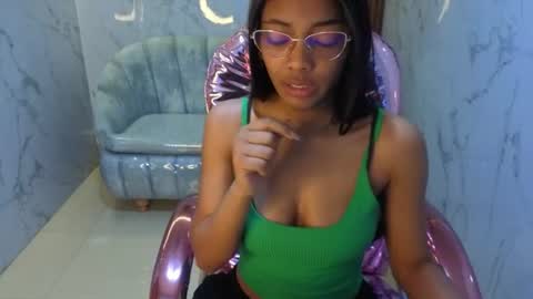 Snapshot of valentina_gomez_s chatting on June 2026 12:38:02 PM Valentina online show from June 2026 12:38:02 PM