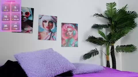 Snapshot of valentina_king18 chatting on February 2025 08:05:01 PM VALENTINA online show from February 2025 08:05:01 PM