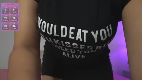 Snapshot of valentina_king18 chatting on February 2025 11:35:02 AM VALENTINA online show from February 2025 11:35:02 AM