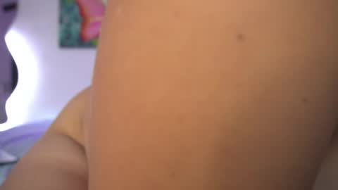 Snapshot of valentina_king18 chatting on September 2025 11:49:02 PM VALENTINA online show from September 2025 11:49:02 PM