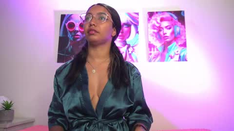 Snapshot of valentina_king18 chatting on September 2025 11:48:01 AM VALENTINA online show from September 2025 11:48:01 AM