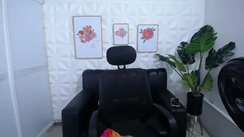 Valentina  online show from March 2025 02:09:02 AM