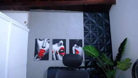 Valentina  online show from March 2026 08:53:01 PM