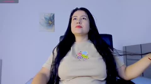 Snapshot of valentina_owens chatting on March 2026 12:19:02 PM valentina_owens online show from March 2026 12:19:02 PM