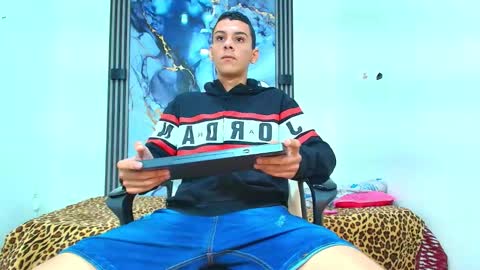 valentina_y_sneiderr online show from December 2025 03:13:02 AM