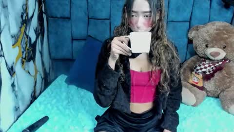 valentinaklean1 online show from May 2026 01:36:01 AM