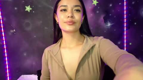 valentinarojass_ online show from June 2026 07:04:02 PM