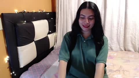 valentinasmith18 online show from April 2026 12:00:02 AM