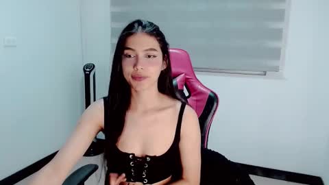 Snapshot of valentinasweet_ chatting on February 2026 05:46:01 AM Valentina online show from February 2026 05:46:01 AM