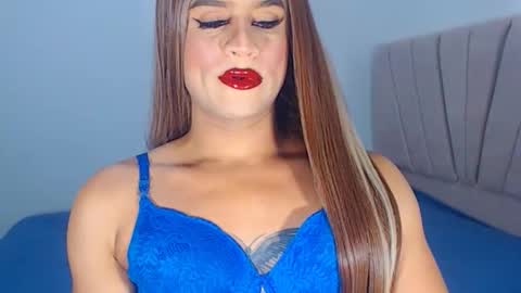 VALENTINA   online show from December 2025 06:26:01 PM