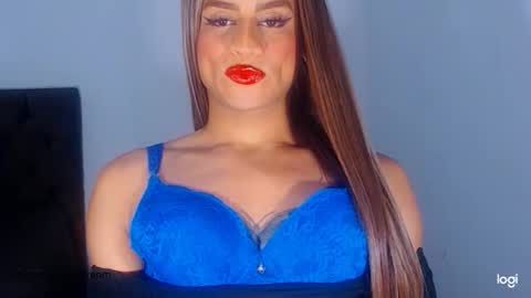 Snapshot of valentinaxxxdoll chatting on May 2026 09:09:02 PM VALENTINA online show from May 2026 09:09:02 PM