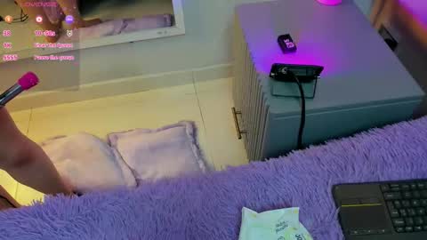 Snapshot of valentine_mia_ chatting on February 2026 08:35:01 PM Mia online show from February 2026 08:35:01 PM