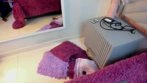 Snapshot of valentine_mia_ chatting on February 2026 07:04:02 PM Mia online show from February 2026 07:04:02 PM