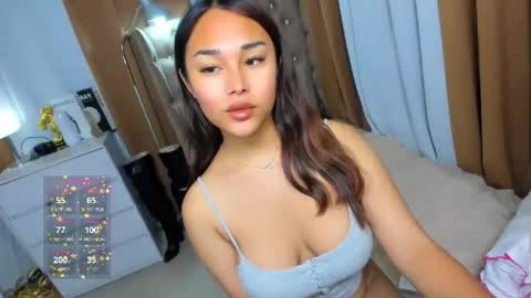 VALENTINE online show from September 2025 07:06:02 PM