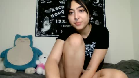 ValentineKitty online show from December 2024 02:12:01 AM