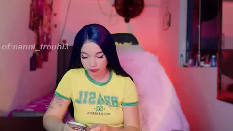 Danielle  Please help me to reach 300 thumbs up online show from September 2025 12:15:01 AM