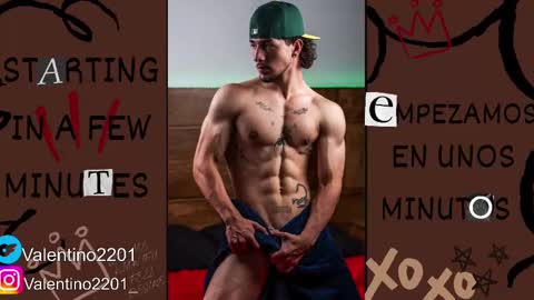 valentino online show from February 2025 02:08:01 AM