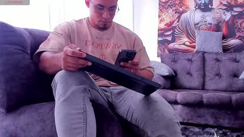 Snapshot of valentino_dossantos chatting on December 2024 07:38:02 PM online show from December 2024 07:38:02 PM